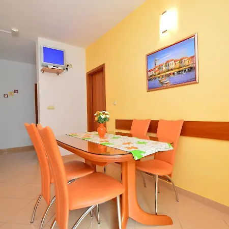 Apartment Mornar-4 By Interhome Trogir