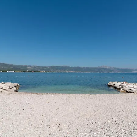 Apartment Mornar-4 By Interhome Apartman Trogir
