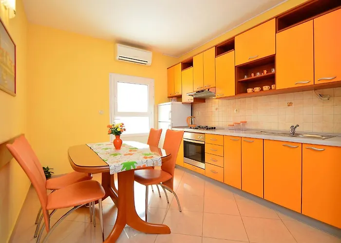 Apartment Mornar-4 By Interhome Apartman Trogir