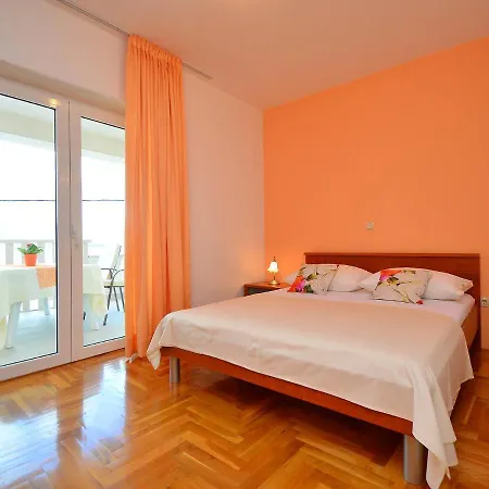Apartment Mornar-4 By Interhome